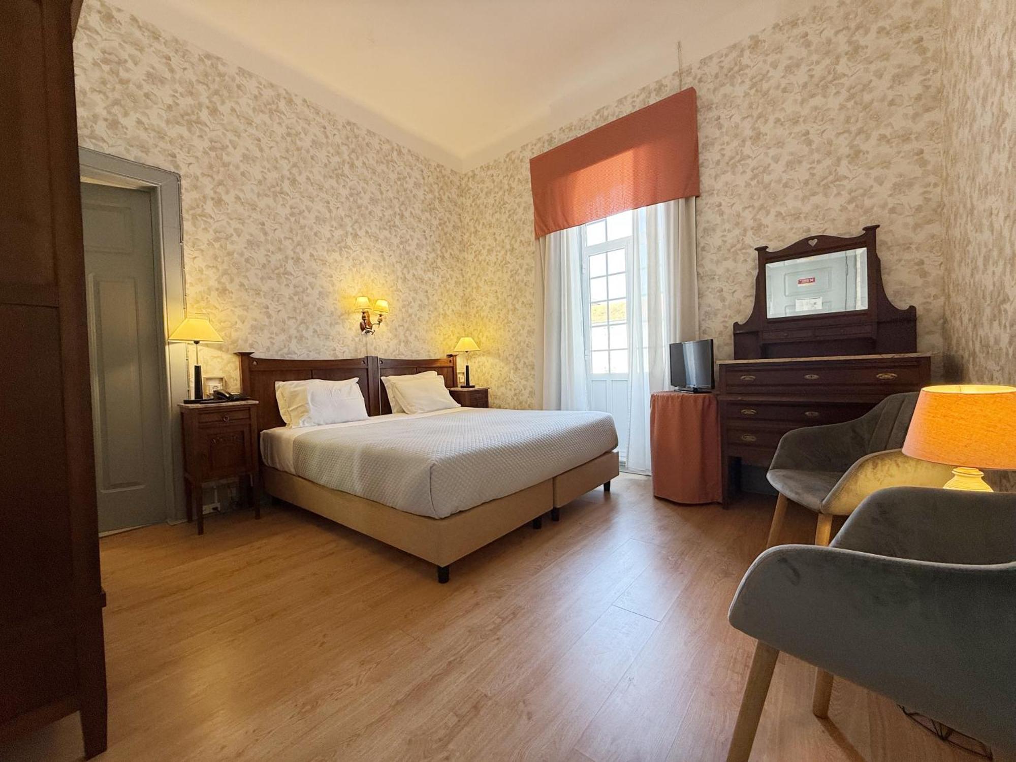 Hotel Do Parque, Boutique Hotel - คูเรีย ภายนอก รูปภาพ