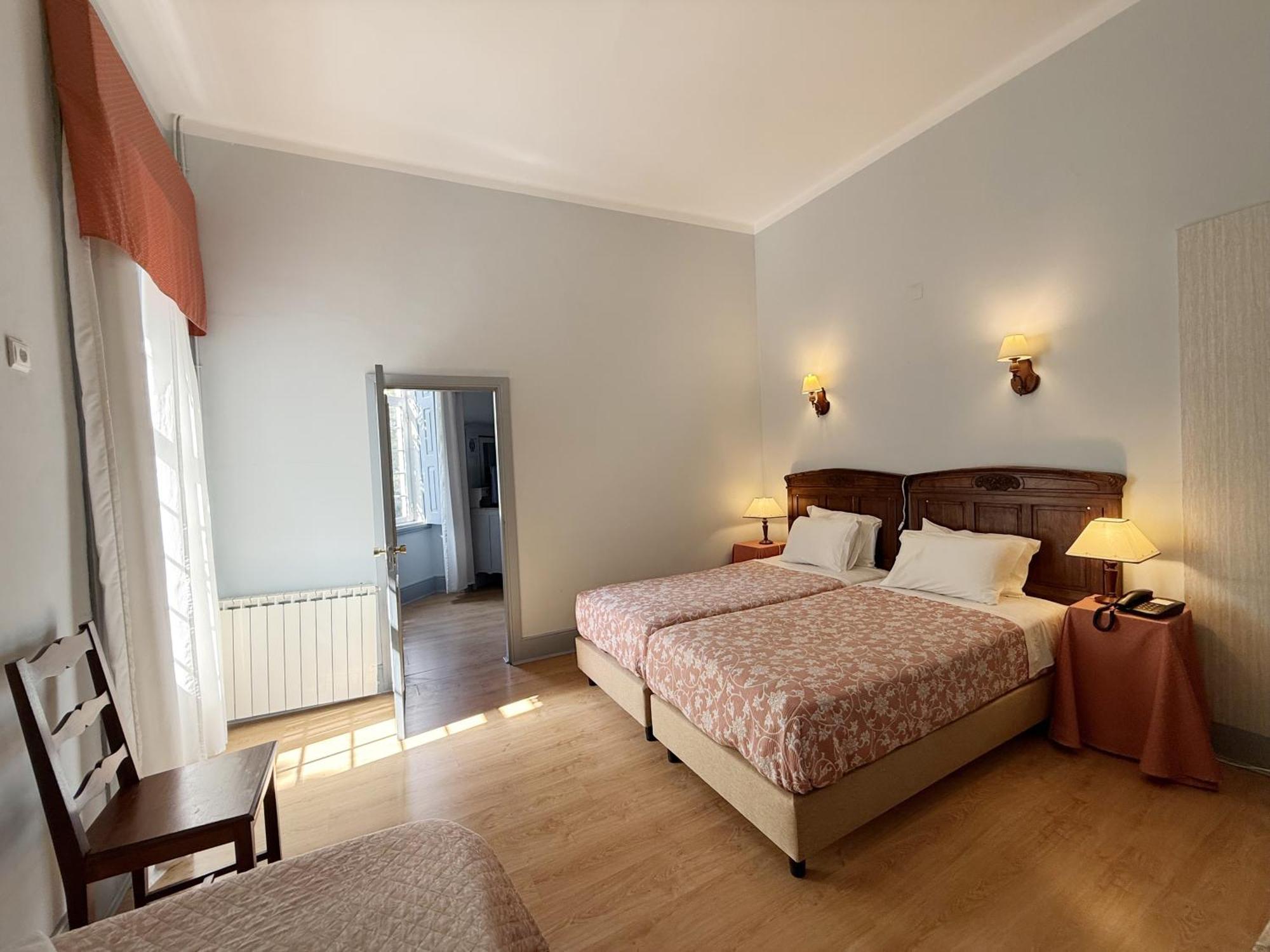 Hotel Do Parque, Boutique Hotel - คูเรีย ภายนอก รูปภาพ